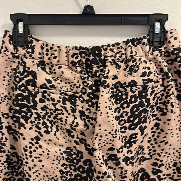 NWT J.Crew Peyton Leopard Print, Linen Blend, High Rise, Cropped Pants, Size 2. - Picture 10 of 10